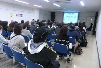 学校給食の取組み発表の写真