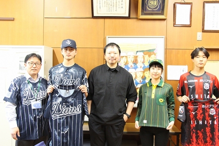 皆で記念撮影